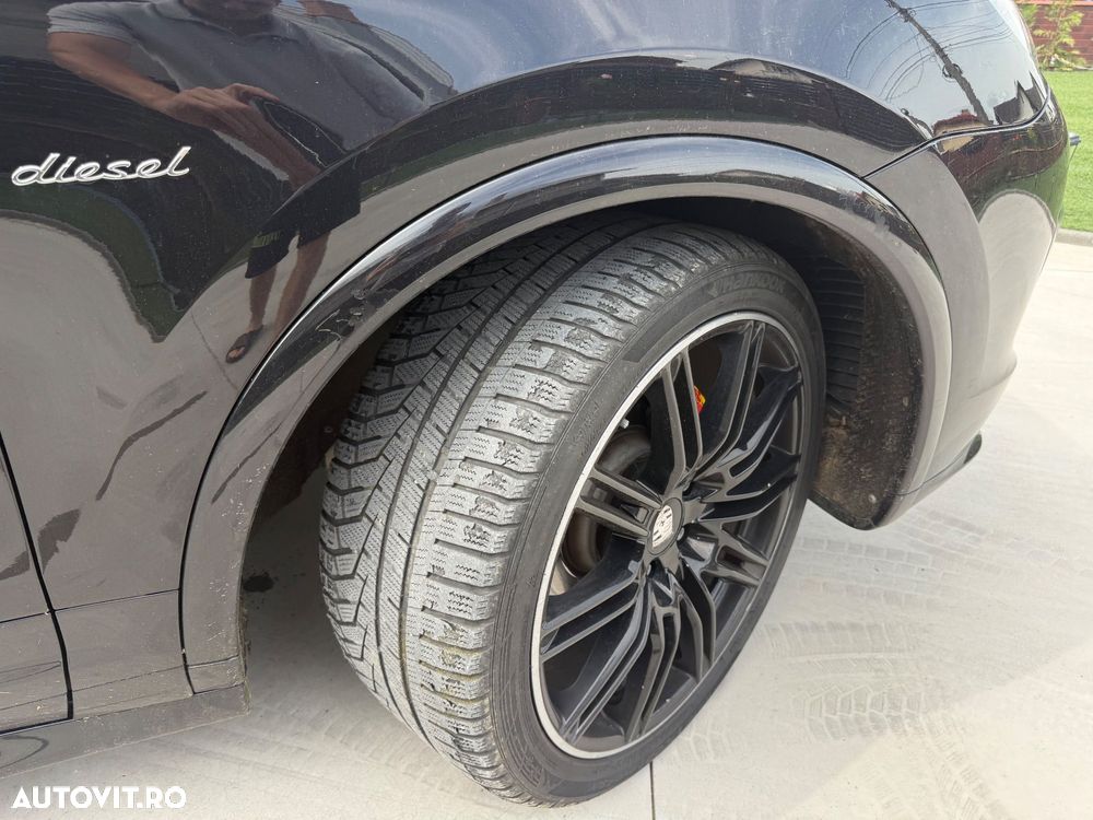 Porsche Cayenne 3.0 L - 11