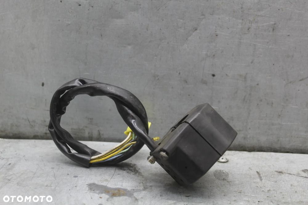 Suzuki GN 125 Przełącznik świateł przełączniki lewe - 2