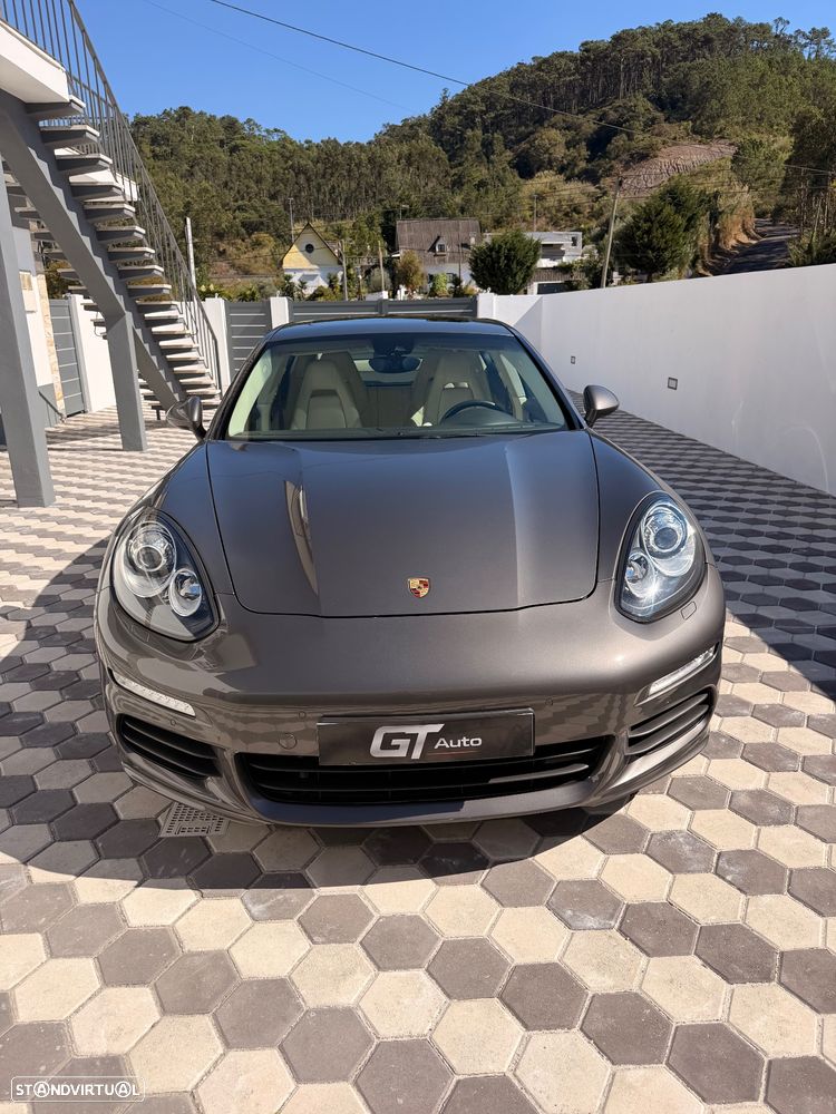 Porsche Panamera - 2