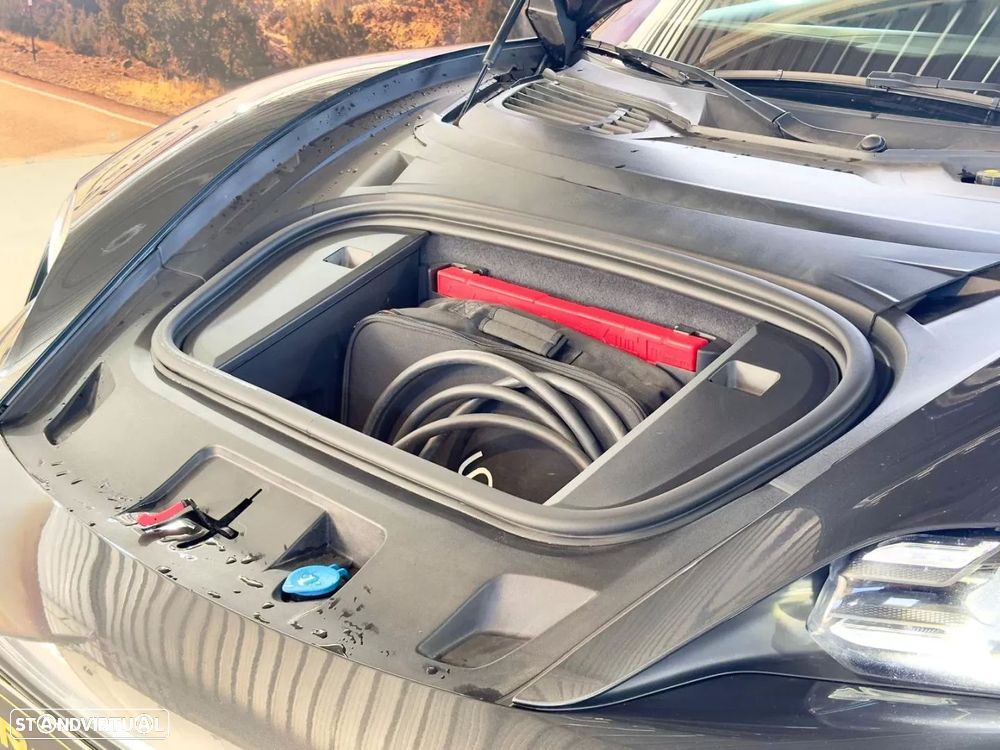 Porsche Taycan 4S - 4