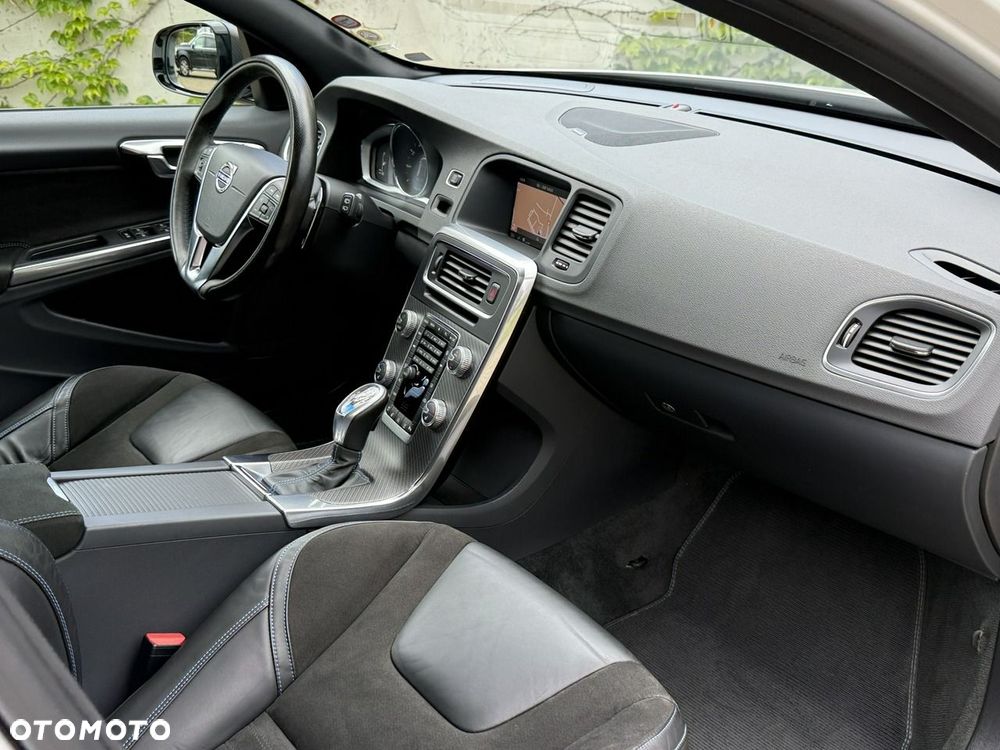 Volvo V60 T6 AWD Polestar - 8