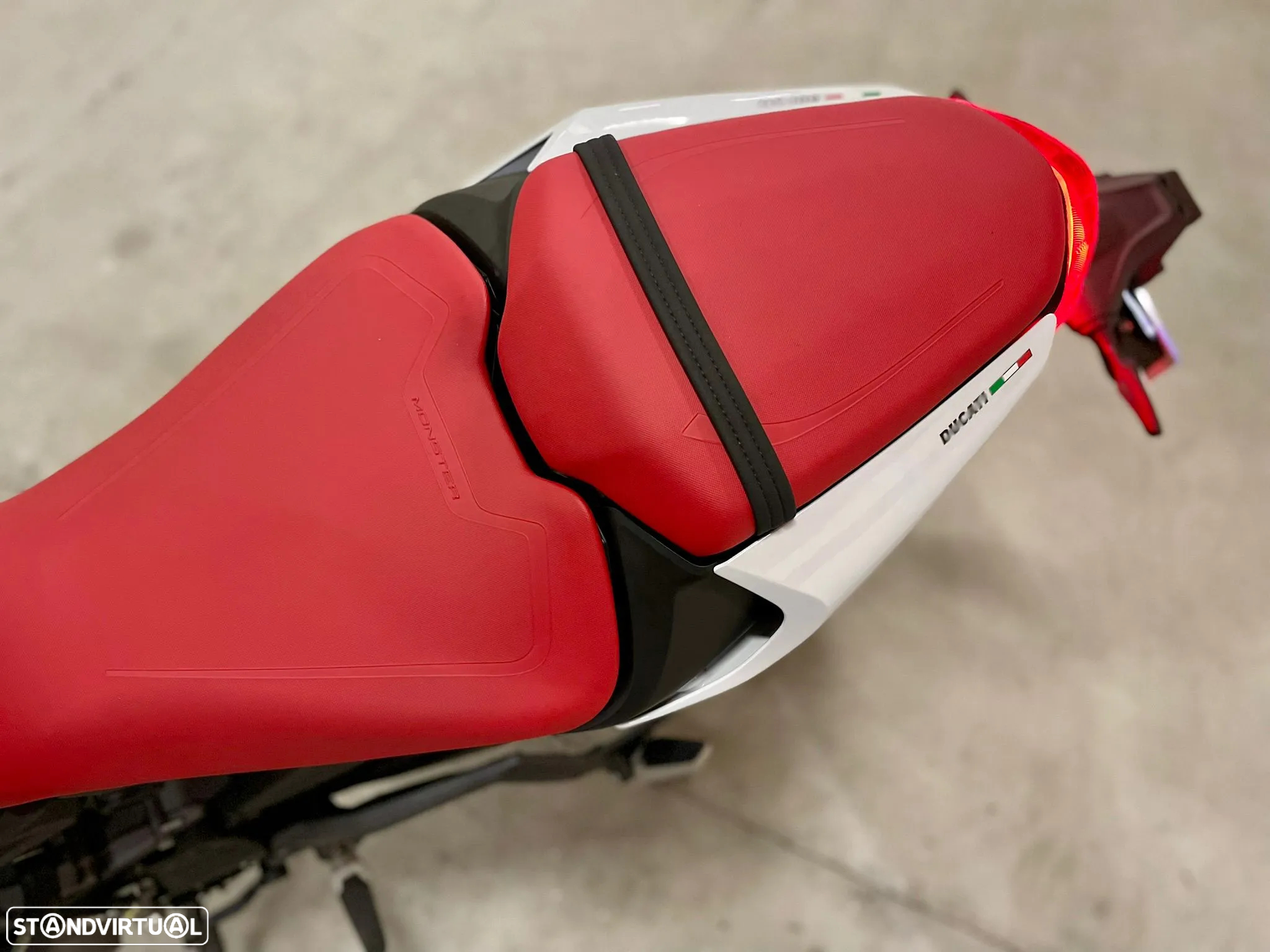 Ducati Monster - 6