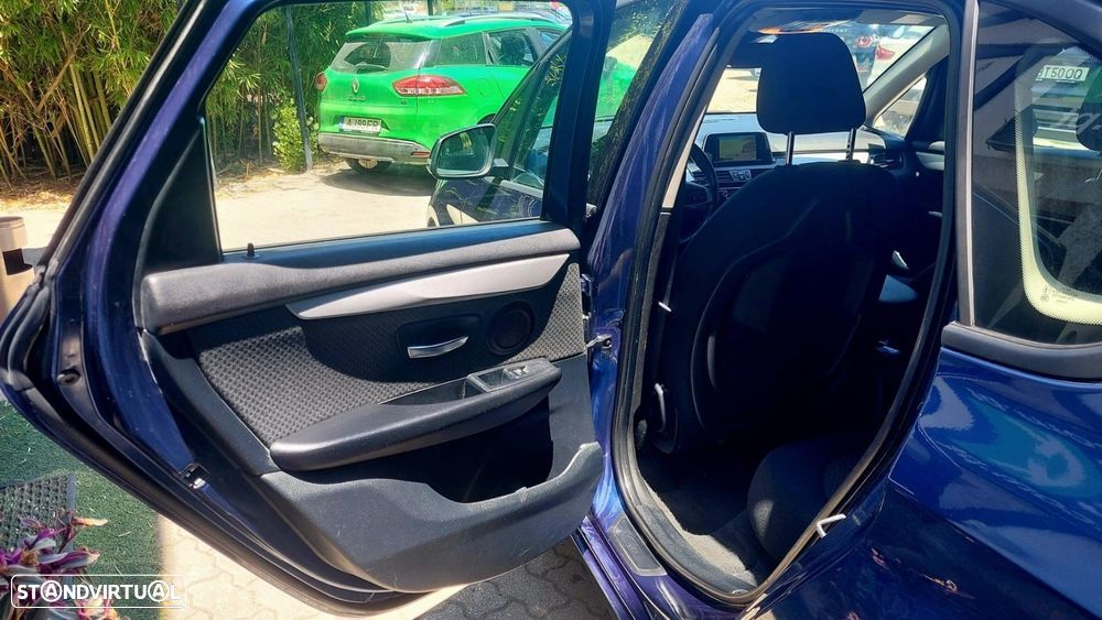 BMW 216 Active Tourer d Advantage - 12