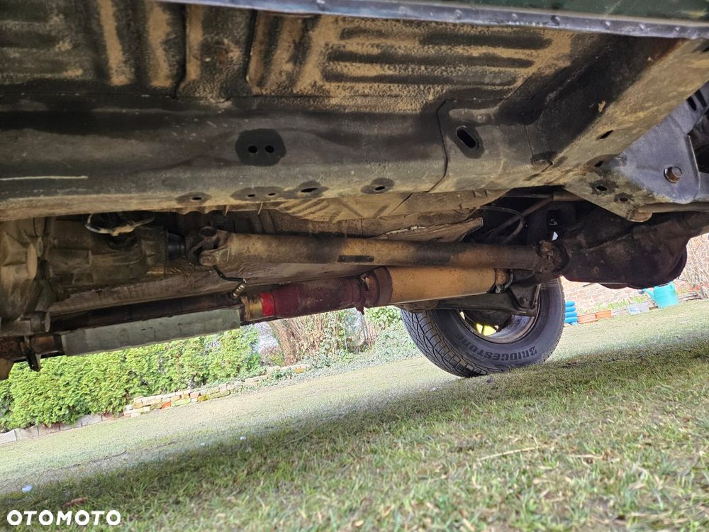 Jeep Grand Cherokee - 38