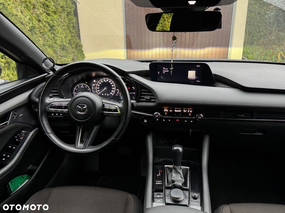 Mazda 3 - 10