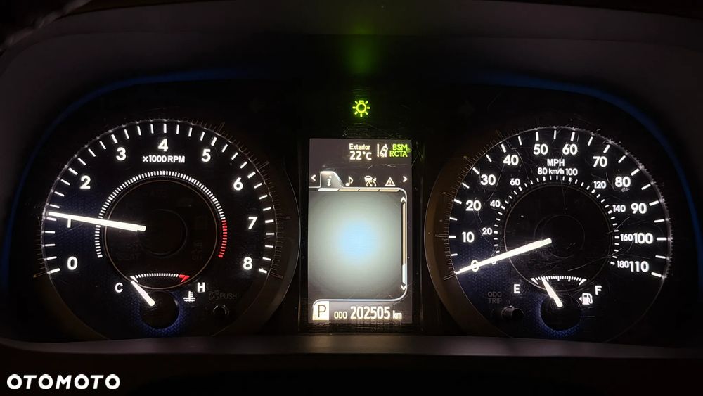 Toyota Sienna - 11