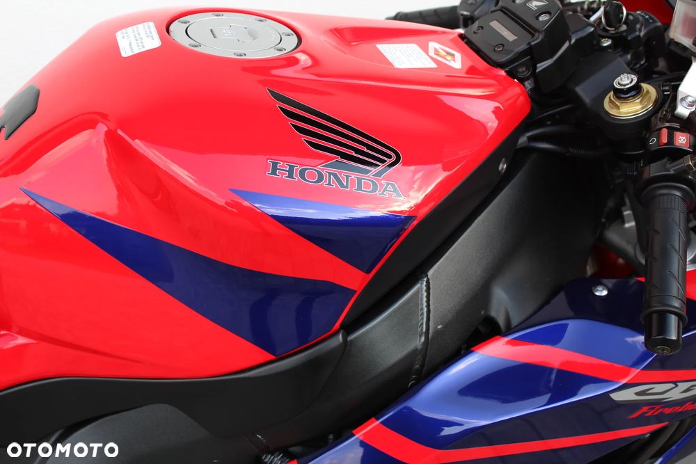 Honda CBR - 21
