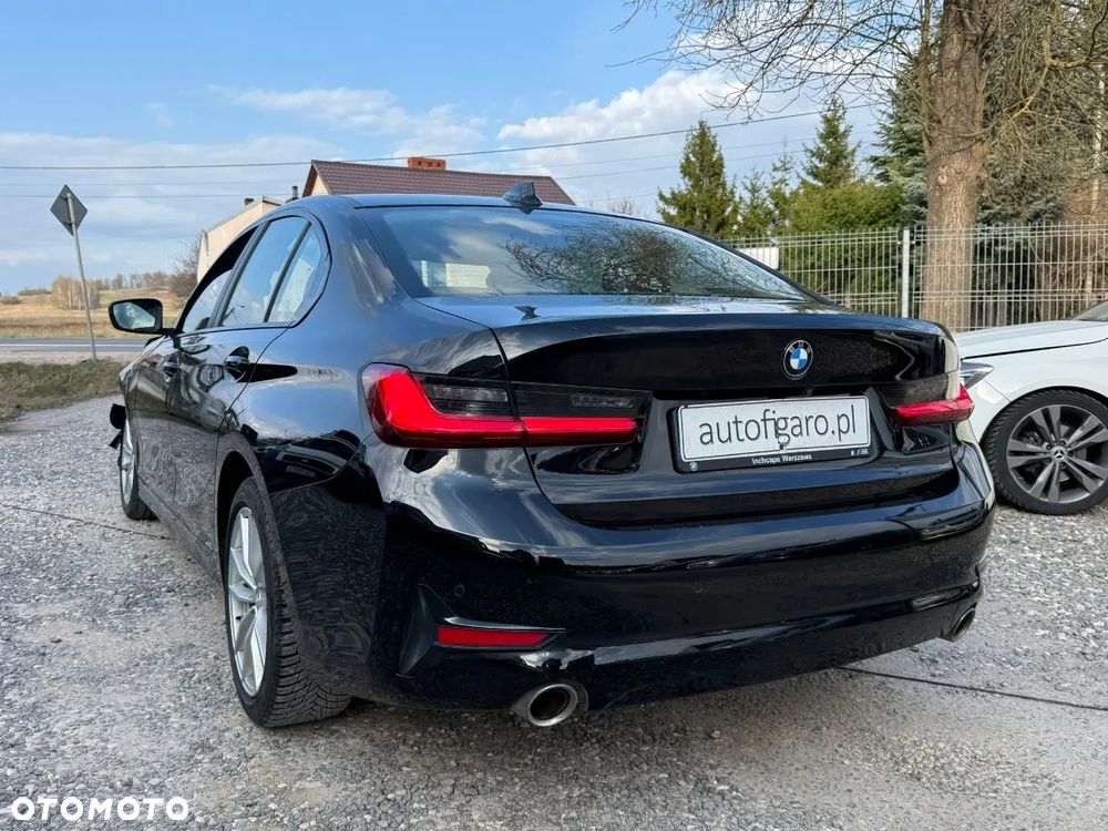 BMW Seria 3 318i Advantage - 8