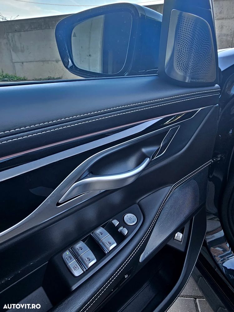 BMW Seria 7 750d xDrive - 39