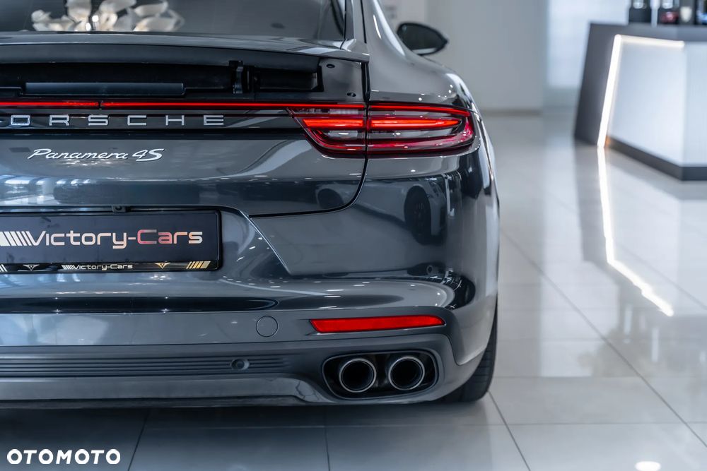 Porsche Panamera 4S GPF Executive - 11