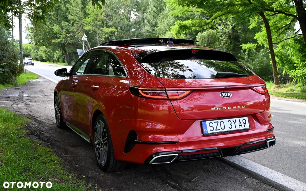 Kia ProCeed - 6
