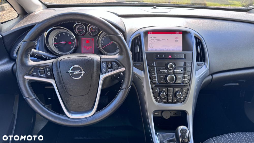 Opel Astra - 32