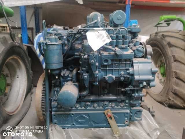 Kubota V3800 - 3