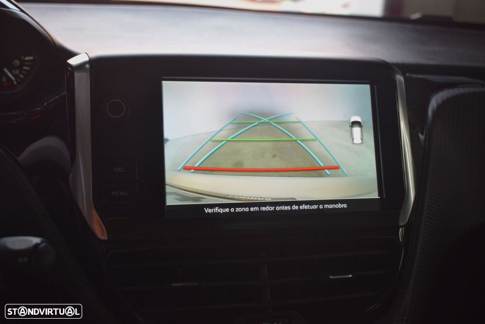 Peugeot 208 1.5 BlueHDi Signature - 11