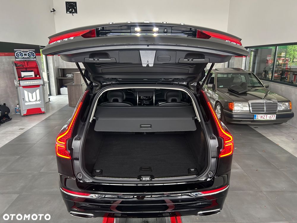 Volvo XC 60 D3 Geartronic Momentum - 25