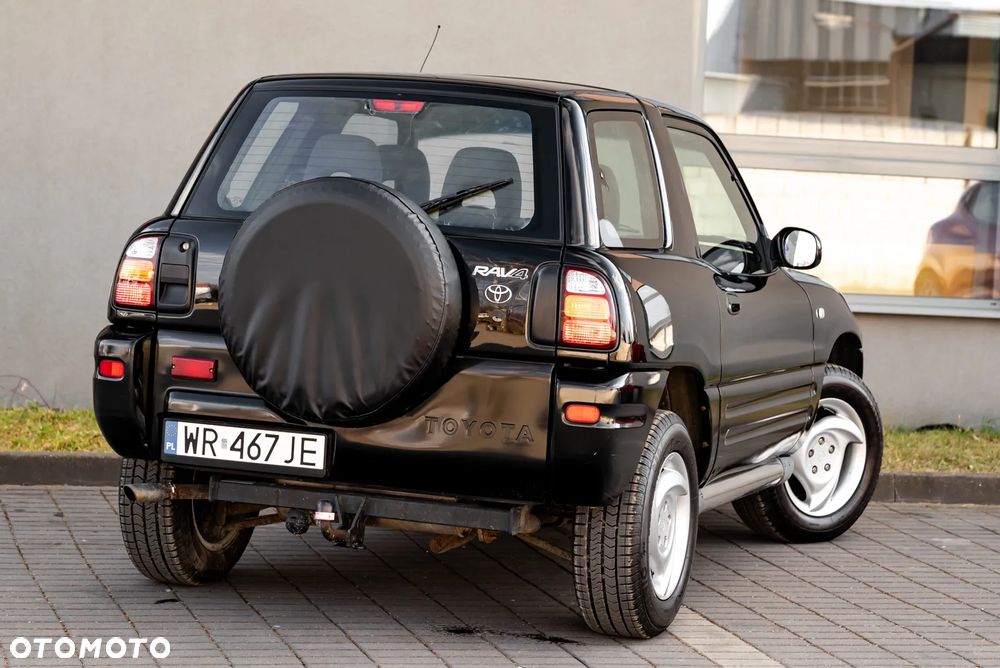 Toyota RAV4 2.0 Special - 17
