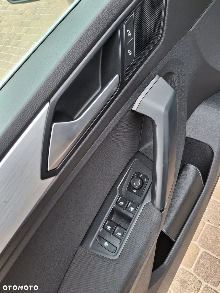 Volkswagen Tiguan - 24