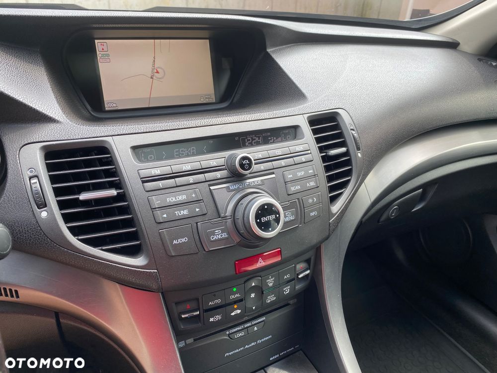 Honda Accord 2.0 Executive - 12