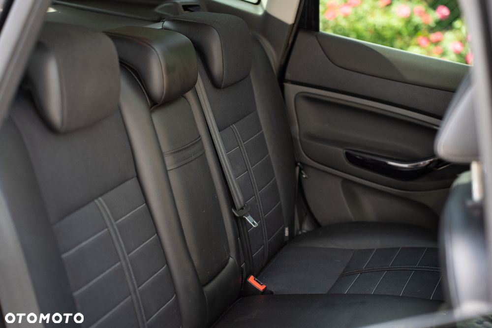 Ford Kuga 2.0 TDCi Titanium - 38
