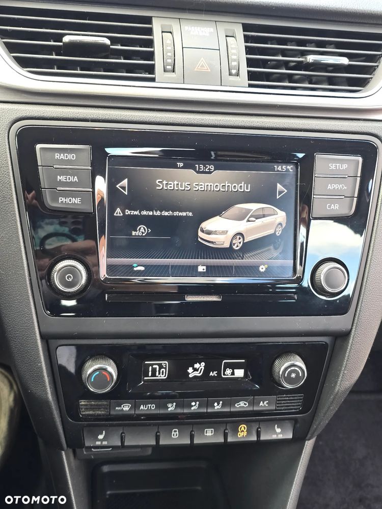 Skoda RAPID 1.0 TSI Style - 17
