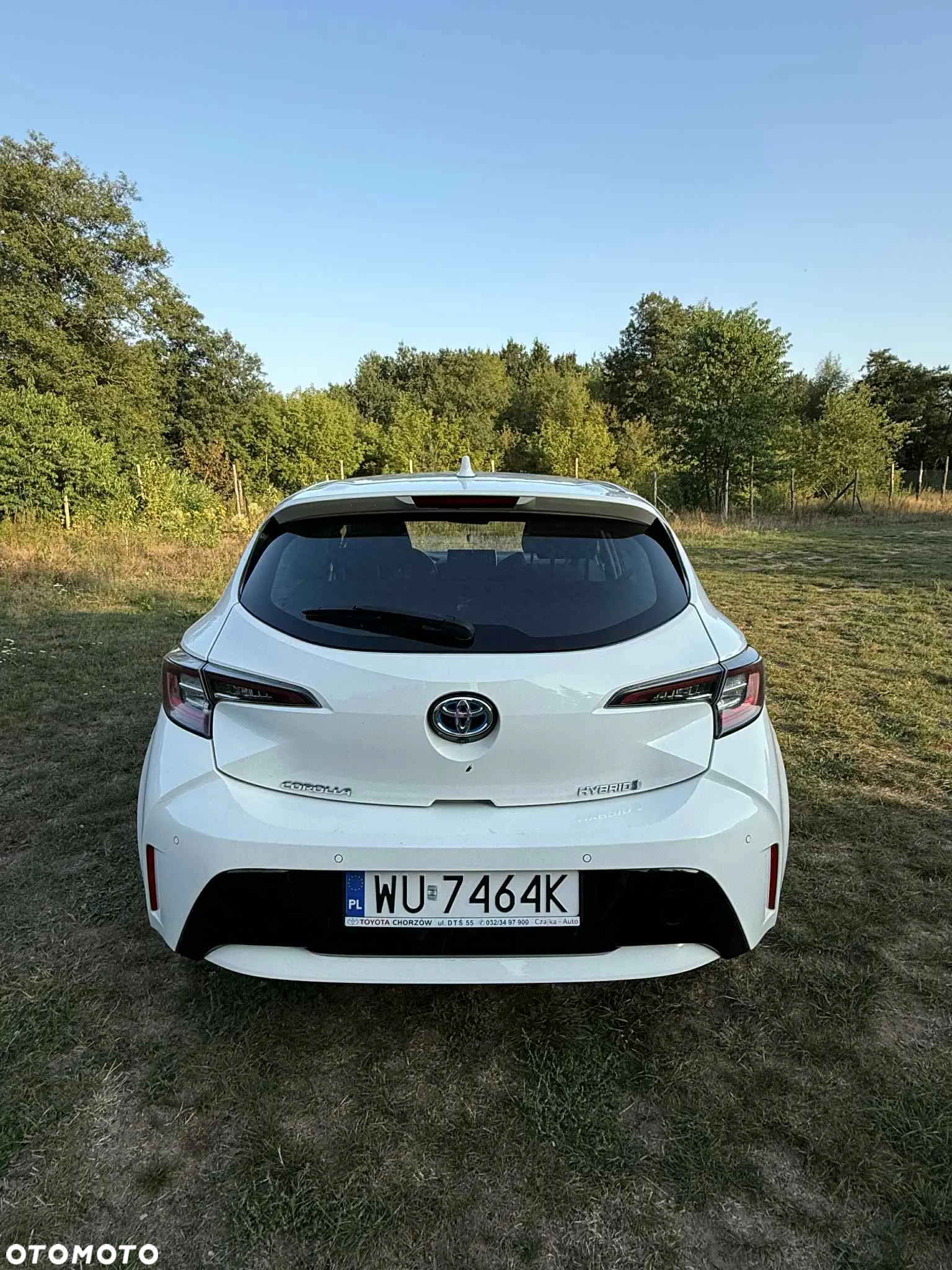 Toyota Corolla ver-1-8-hybrid-active - 11