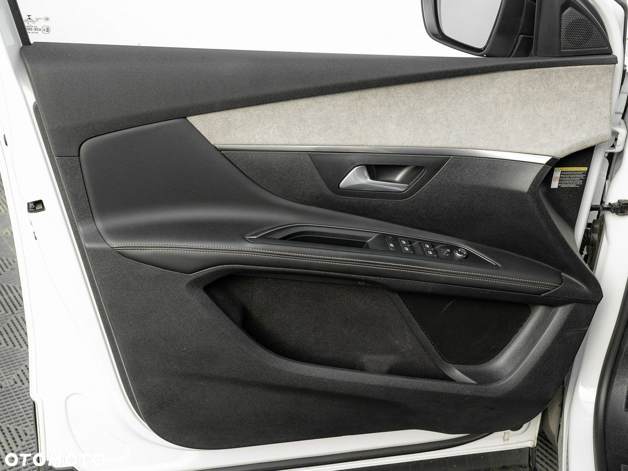 Peugeot 5008 - 12