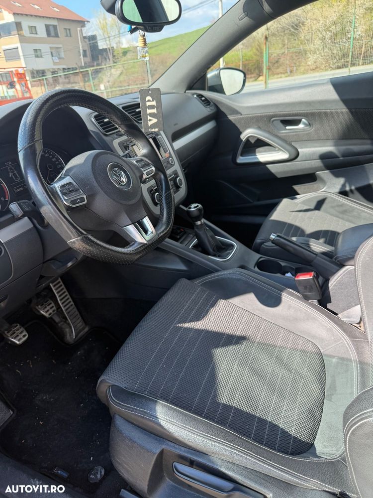 Volkswagen Scirocco 2.0 TDI DPF - 11
