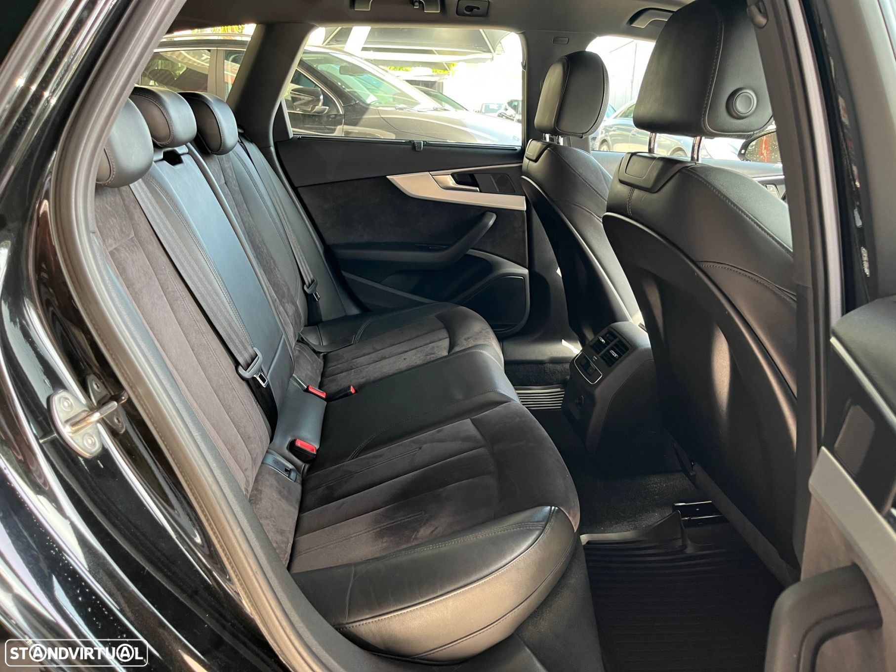 Audi A4 Avant 2.0 TDI S-line - 52
