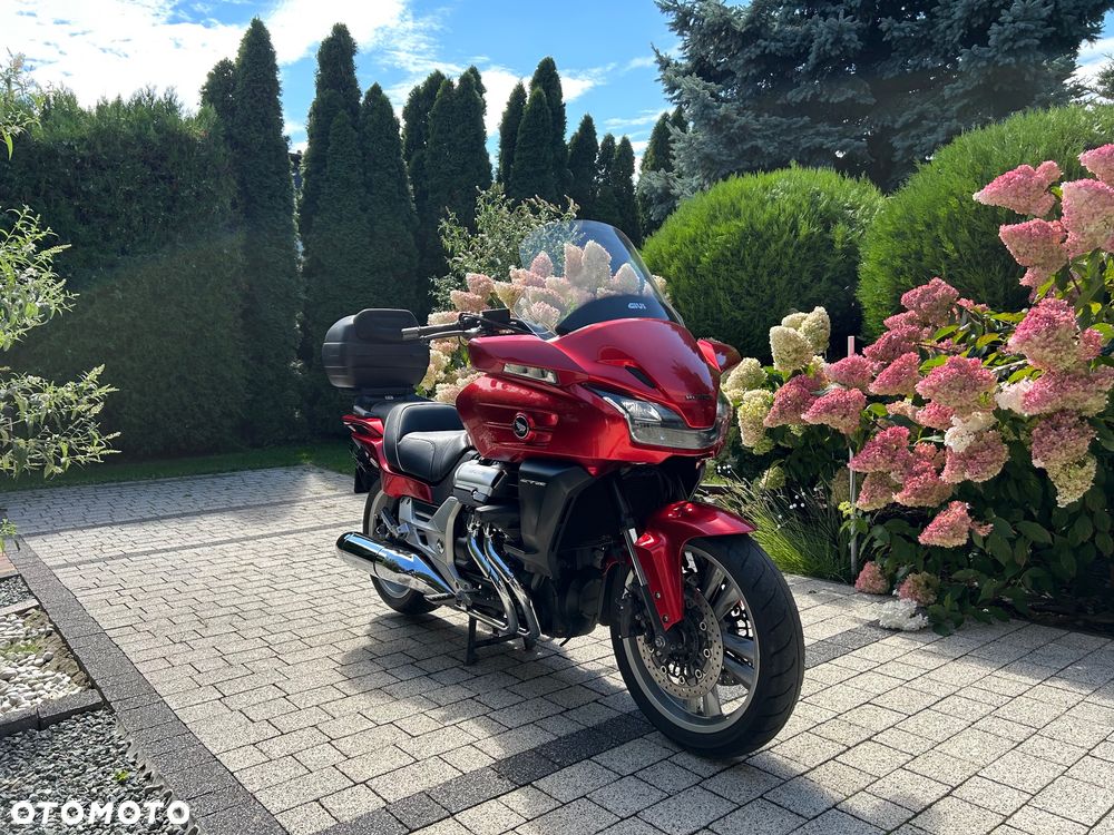Honda CTX - 1