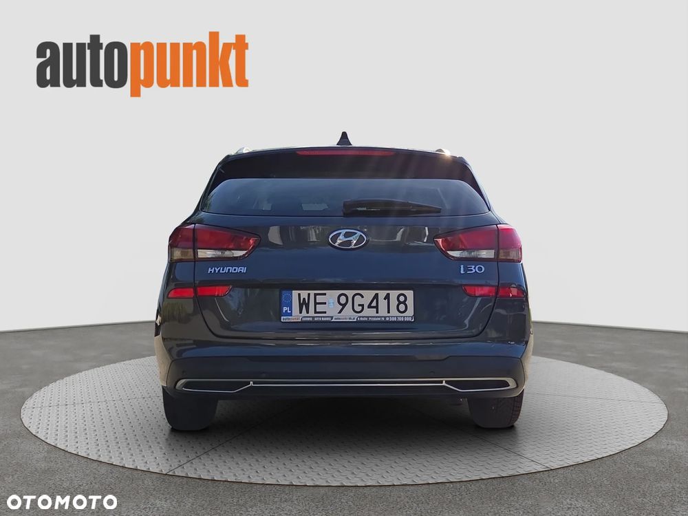 Hyundai i30 1.5 T-GDI 48V Smart - 6