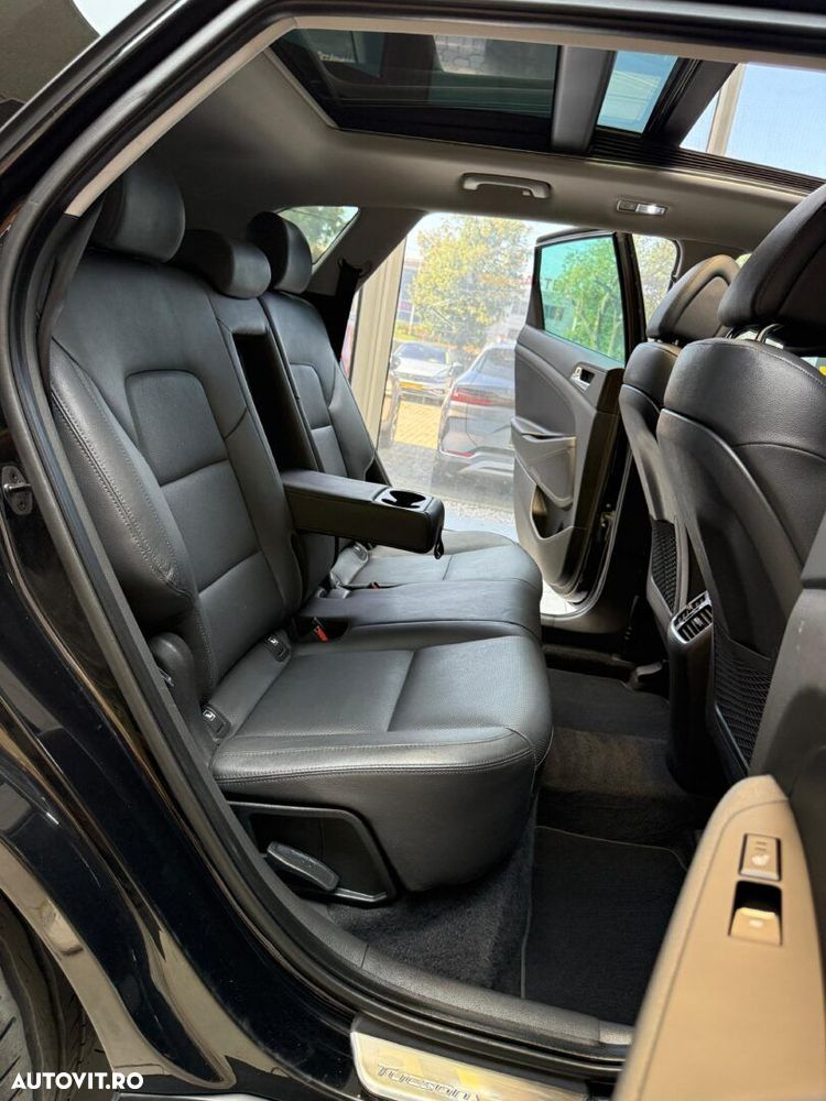Hyundai Tucson 2.0 CRDI 4WD Automatik Premium - 15