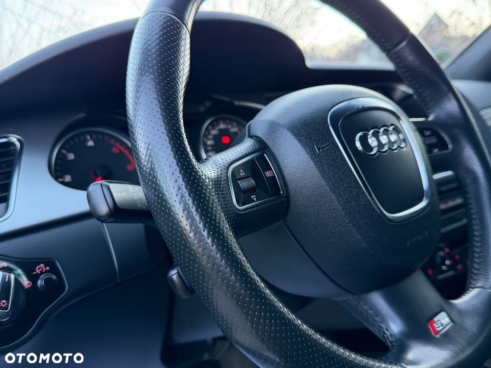 Audi A4 Avant 2.0 TDI DPF S line Sportpaket (plus) - 31