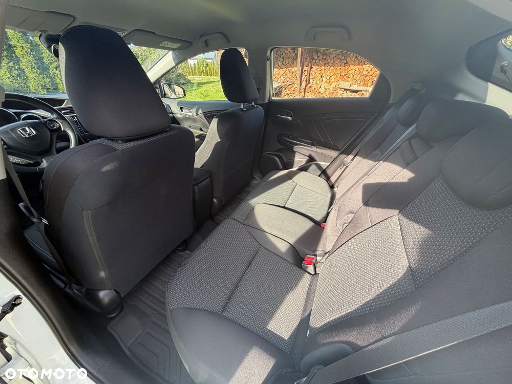 Honda Civic 1.8 Elegance (Honda Connect+) - 4