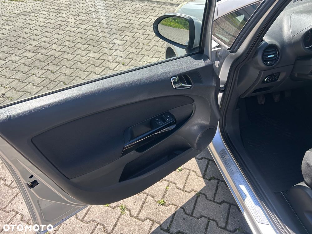 Opel Corsa 1.4 16V Enjoy - 10