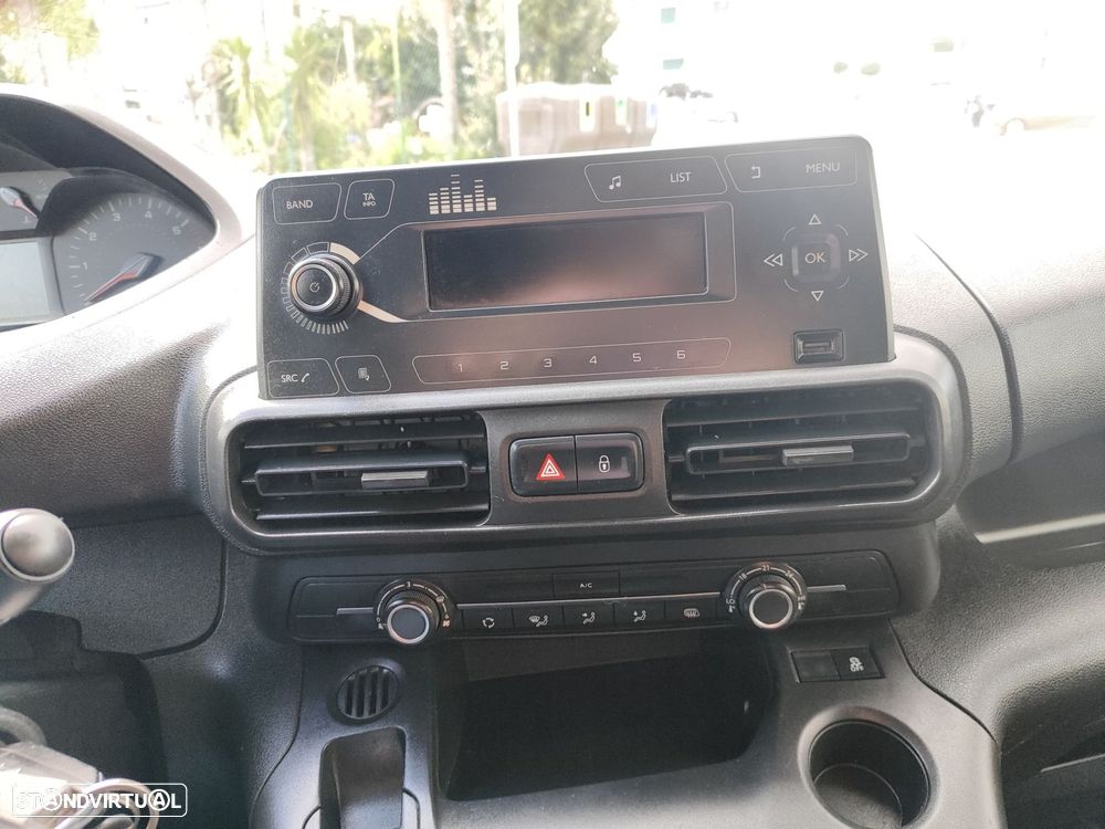 Peugeot Partner 1.5 BlueHDi Pro Longa - 11