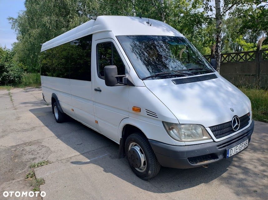 Mercedes-Benz Sprinter - 8