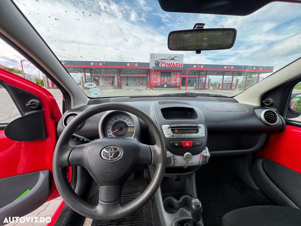 Toyota Aygo 1.0 VVT-I - 18
