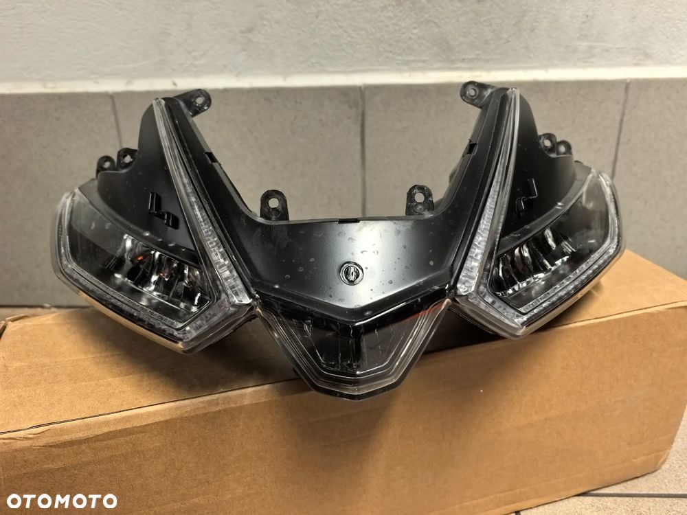 Reflektor lampa przód Aprilia RS 660 Aprilia Tuono 660 Aprilia RSV4 1100 - 3