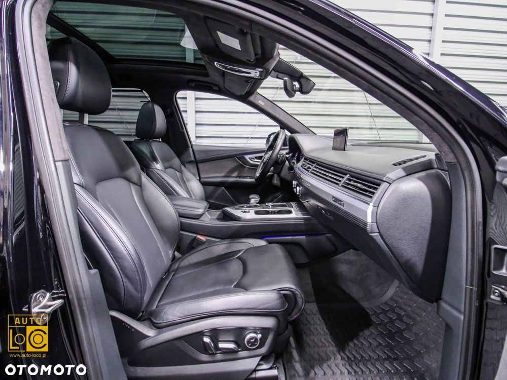 Audi Q7 - 10
