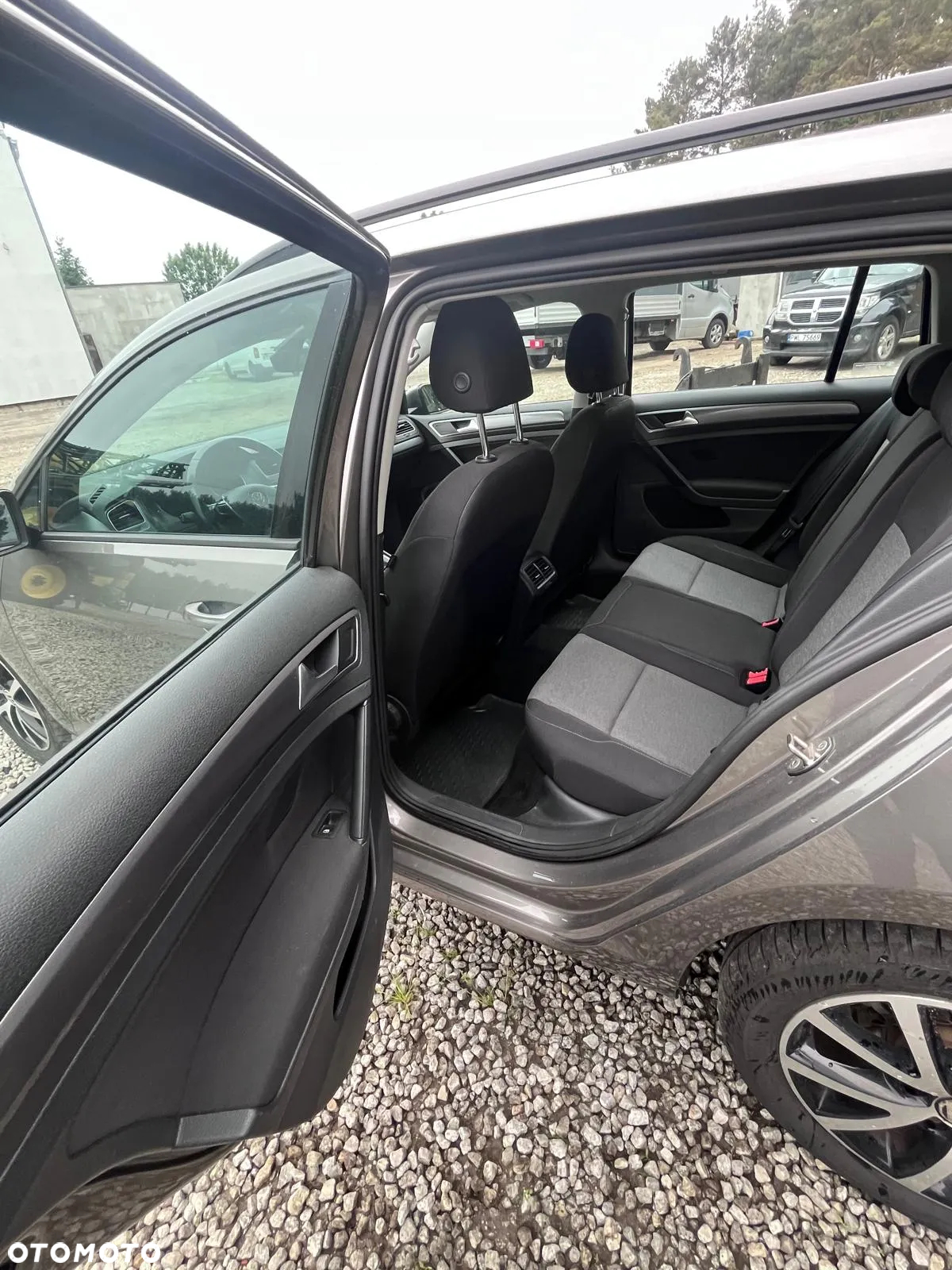 Volkswagen Golf VII 1.6 TDI BlueMotion Trendline - 8