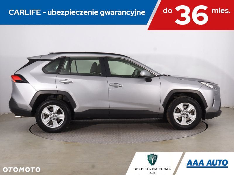 Toyota RAV4 - 8