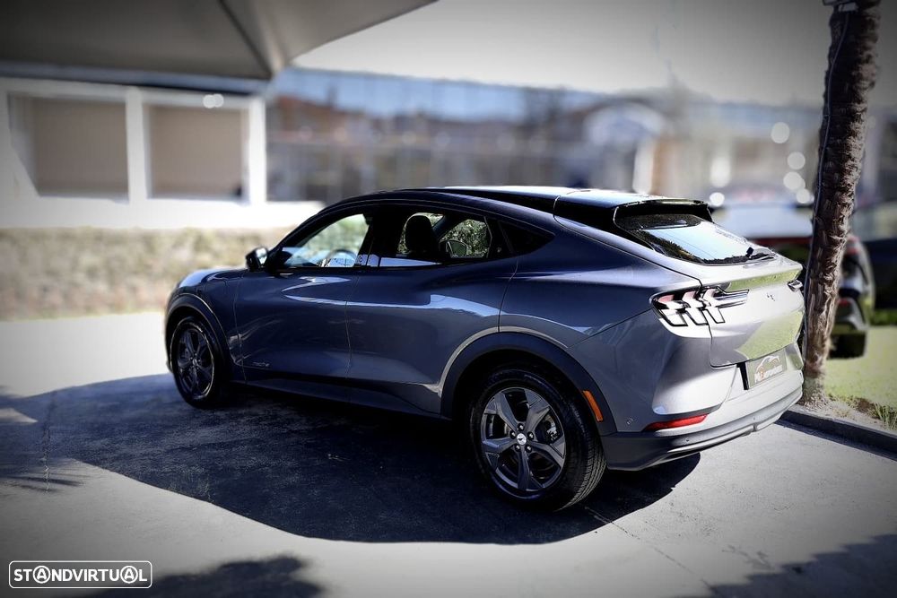 Ford Mustang Mach-E Standard - 6