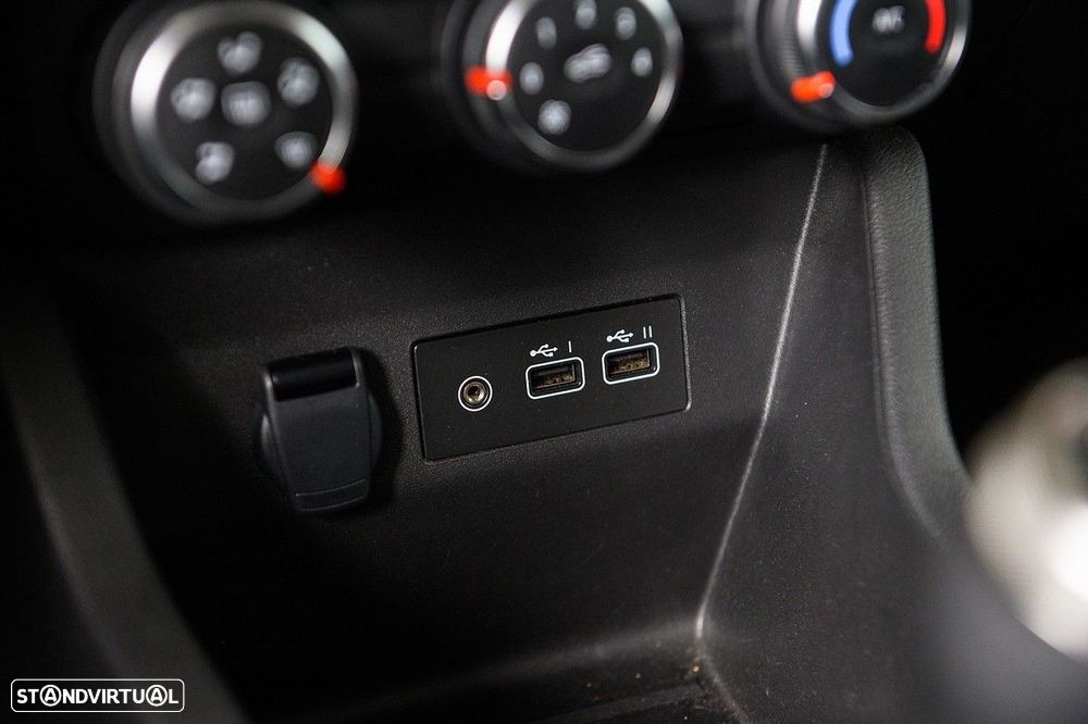 Renault Clio 1.5 Blue dCi Evolution - 47