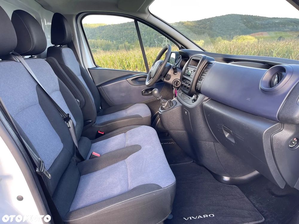 Opel Vivaro - 18