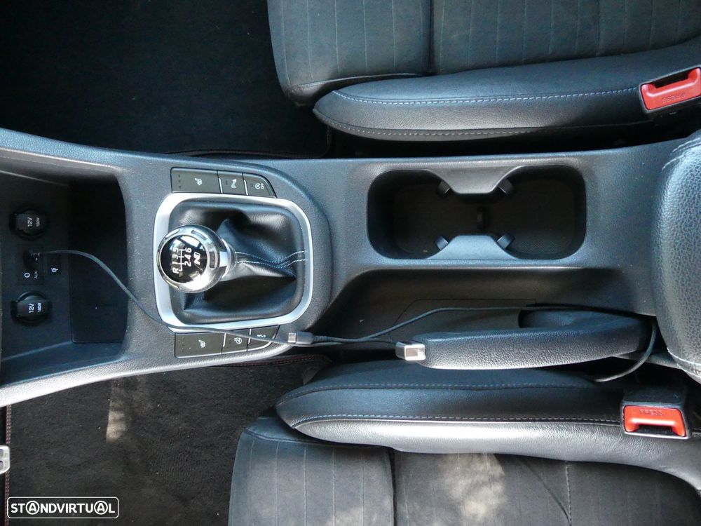 Hyundai i30 N 2.0 T-GDi Performance Pack - 16