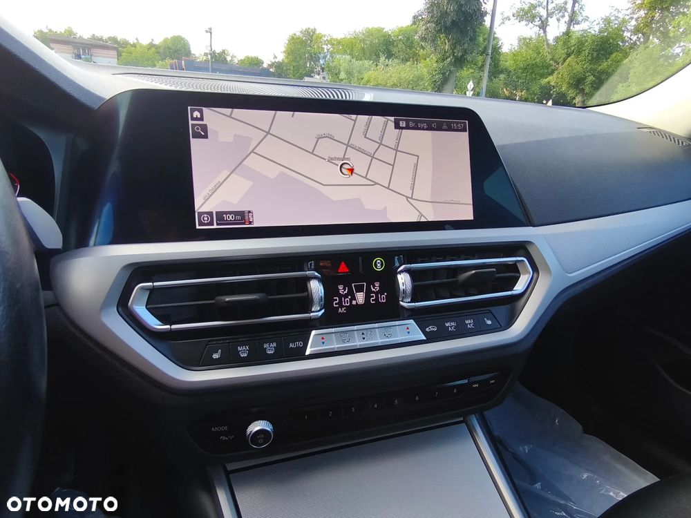 BMW Seria 3 318d - 9