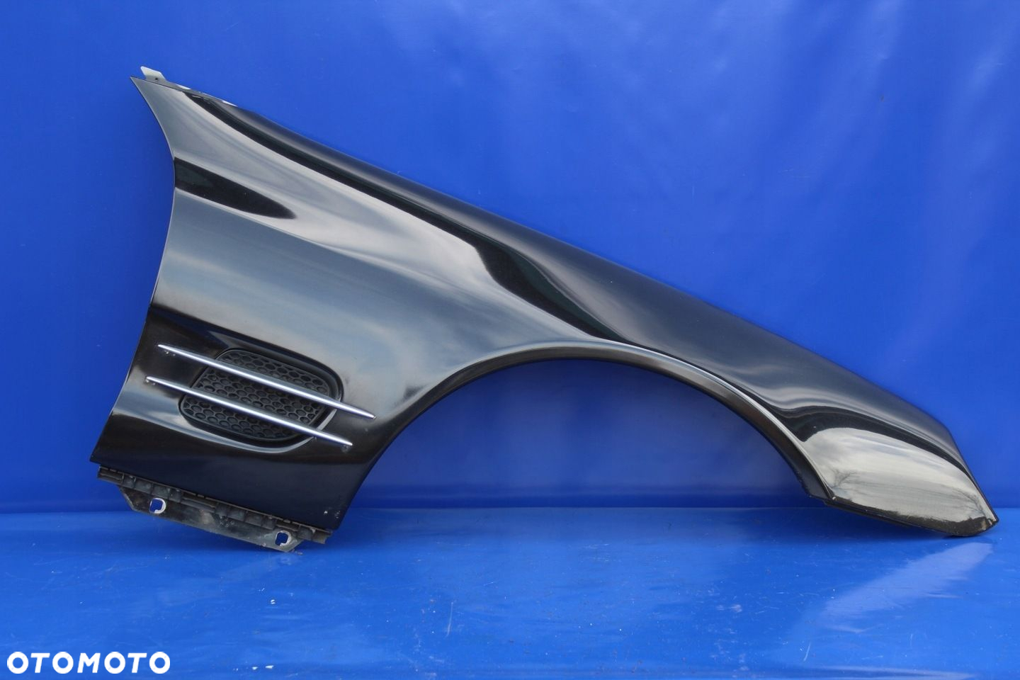 Błotnik przód przedni lewy Mercedes SL R230 W230 SL500 SL350 kolor 197 - 2