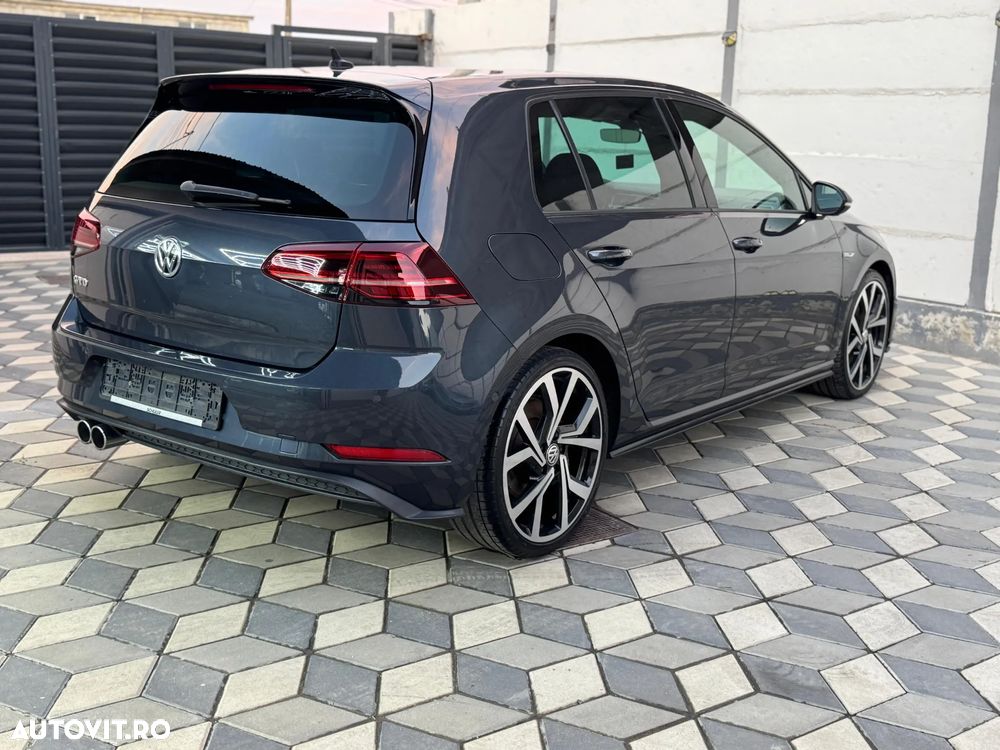 Volkswagen Golf 2.0 TDI DPF BMT GTD - 3