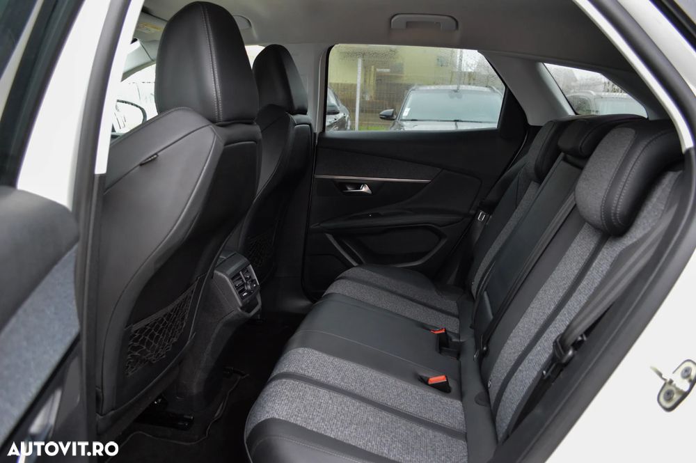 Peugeot 3008 BlueHDi 130 Stop & Start EAT8 Allure - 20