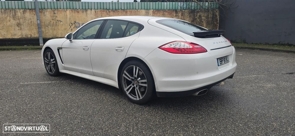 Porsche Panamera Standard - 2